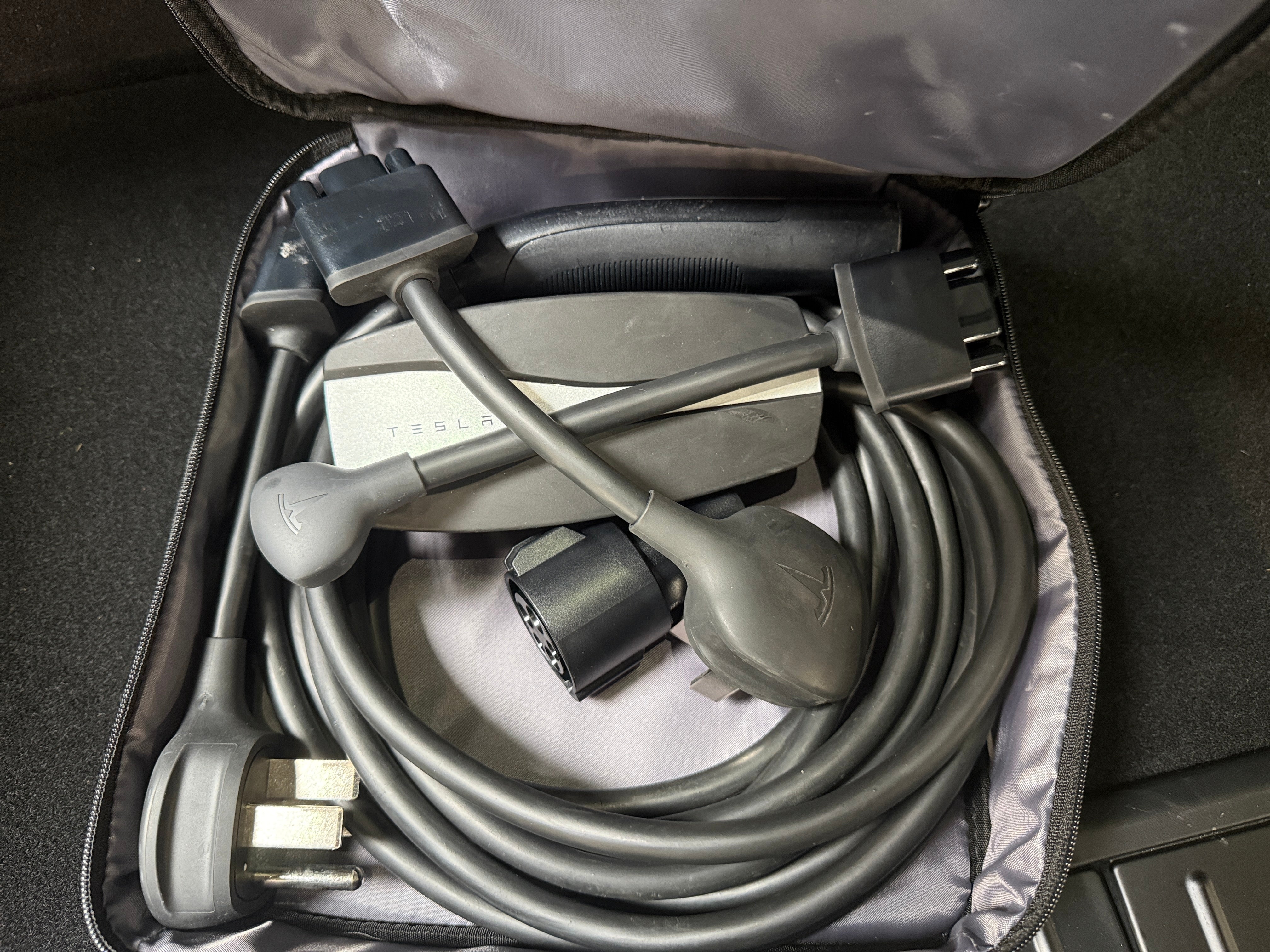 tesla model x 2024 7SAXCBE56RF436178 image tesla model x 2024 7SAXCBE56RF436178 image